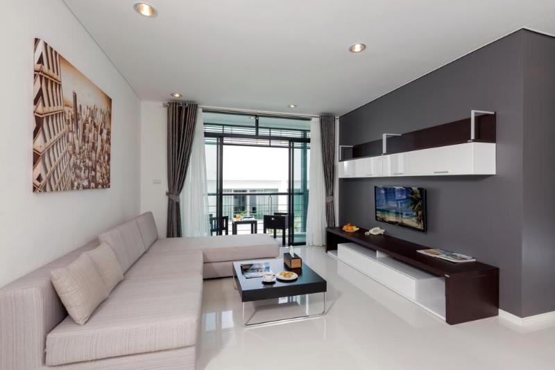 Kamala Regent Phuket Condotel Praia de Kamala Exterior foto